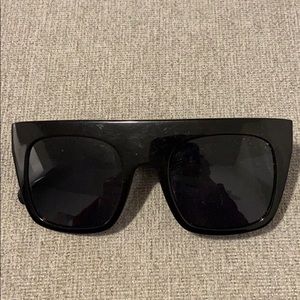 VERA WANG SUNGLASSES